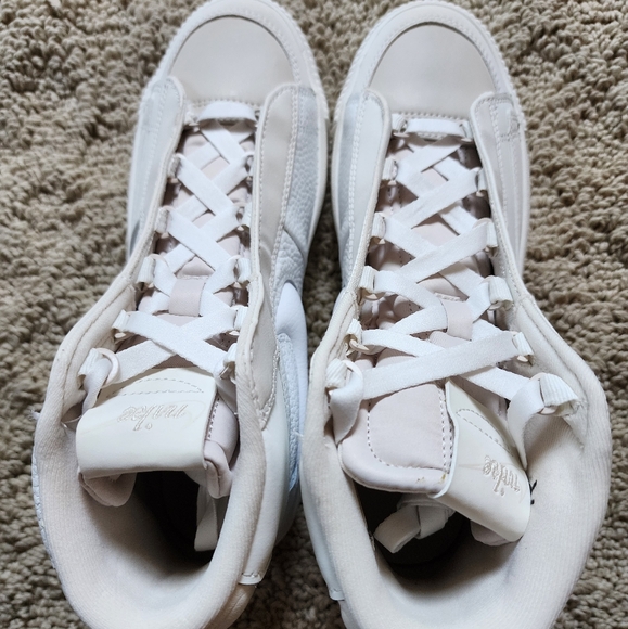 Wmns Nike Blazer Victory Mid Summit White Light Cream Brand New Sz 8 - Picture 5 of 8